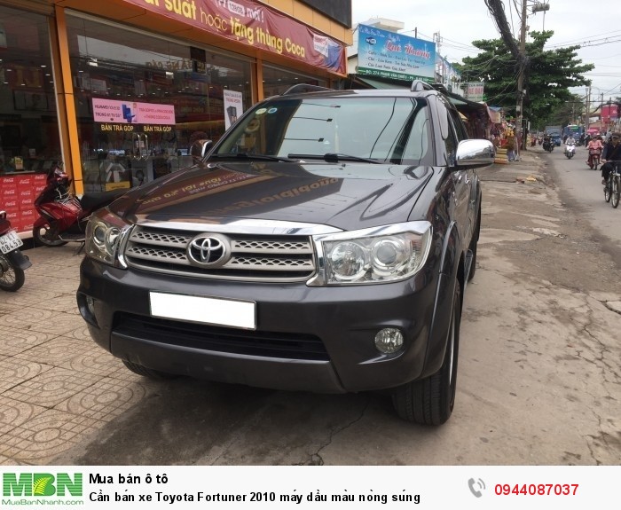 Cần bán xe Toyota Fortuner 2010 máy dầu màu nòng súng