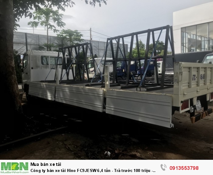 Công ty bán xe tải Hino FC9JESW 6,4 tấn - Trả trước 100 triệu - Giao xe ngay