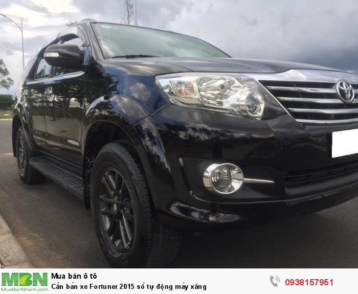 Cần bán xe Fortuner 2015 số tự động máy xăng