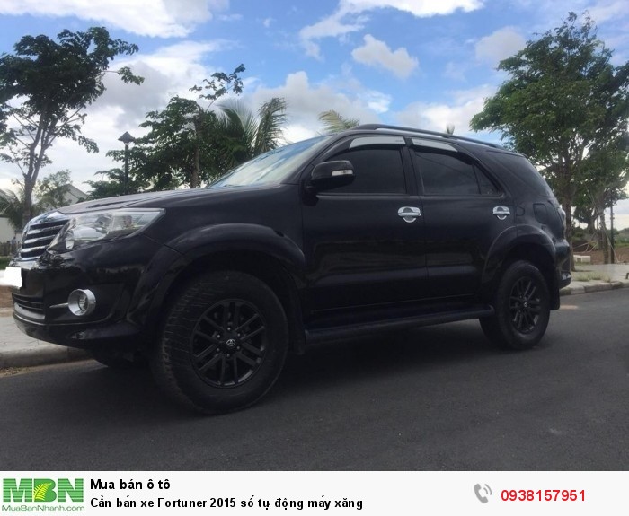 Cần bán xe Fortuner 2015 số tự động máy xăng