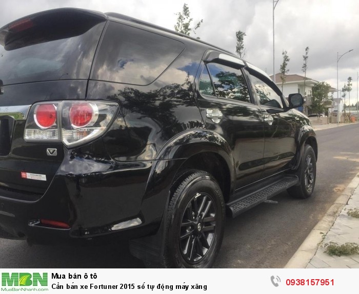 Cần bán xe Fortuner 2015 số tự động máy xăng
