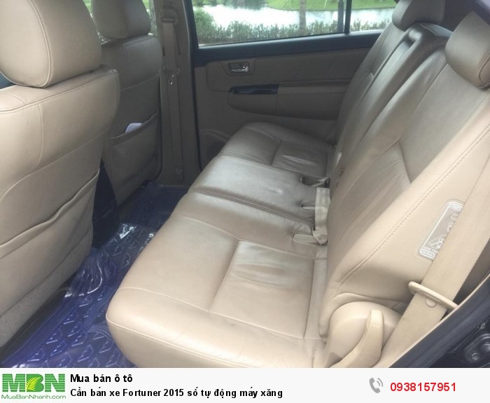 Cần bán xe Fortuner 2015 số tự động máy xăng