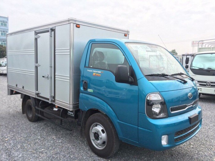 Bán xe tải thaco kia k250 thùng kín 2,4 tấn máy điện 2018