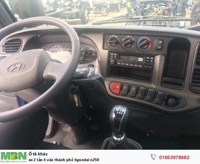 Xe 2 tấn 4 vào thành phố Hyundai n250