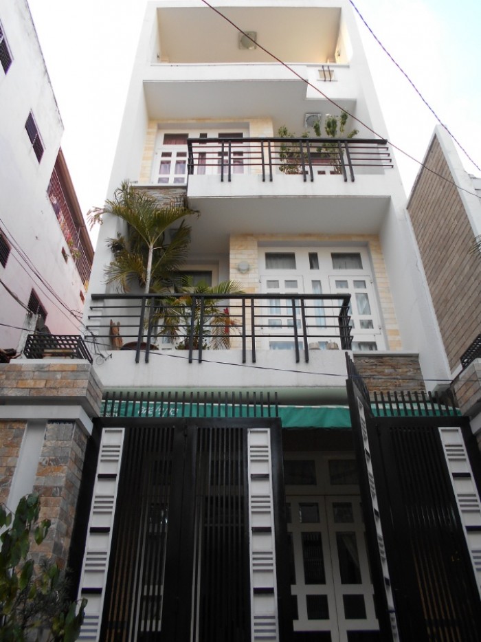 Bán nhà mặt tiền Phạm Thế Hiển, Phường 4, Quận 8, 5,5x30m, 2 lầu,giá rẽ