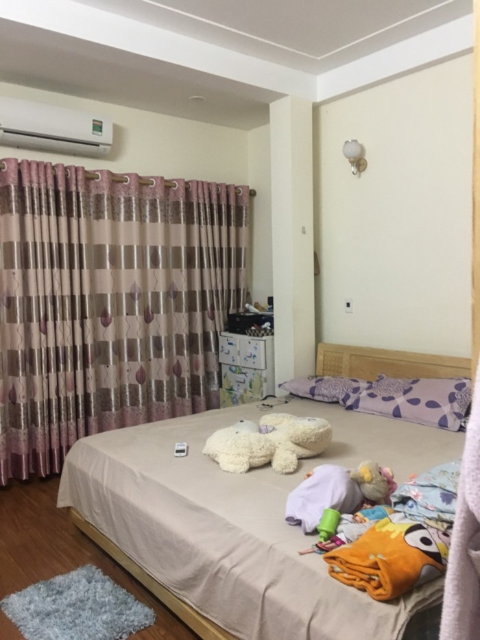 Nhà 5 tầng x 35m2, mt 4m ngõ ô tô con Phố Bồ Đề 3,4 tỷ, để lại full nội thất!