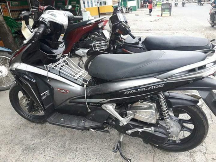 Bán xe máy cũ trả góp_Honda Airblade