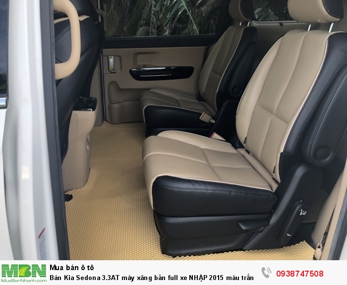 Bán Kia Sedona 3.3AT máy xăng bản full xe NHẬP 2015 màu trắng