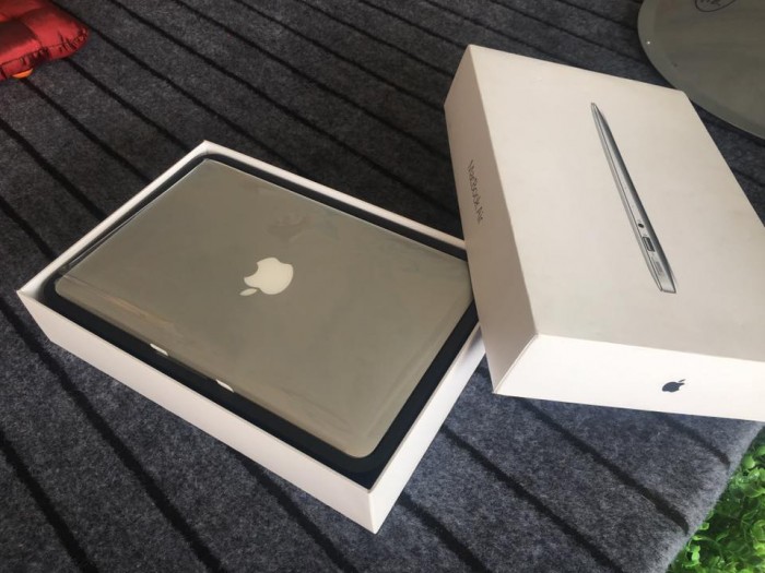 MacBoock Air 2014 MD711 mới Full box




Macbook cũ Thái Nguyên -ISHOP địa chỉ mua bán Macbook giá rẻ
LỢI ÍCH KHI MUA MACBOOK, LAPTOP CŨ ???? ???? ???? ????
 ????- Rẻ hơn ở Siêu thị từ 10-20tr, máy đẹp chả kém, BH thì cũng như siêu thị.
 ????- Tặng nhiều phần quà hấp dẫn giá trị cao mà siêu thị không có.
 ????- Chế độ BH trong ngày là xong, chứ ko như siêu thị phải đợi ít nhất 15 ngày
 ????- Được cài PM miễn phí trọn đời ( Siêu thị khi mua không dc cài win, chỉ mua máy mà không có PM)
 ????- Hỗ trợ đổi máy khác trong vòng 10 ngày mà không bị trừ phí. ( kể cả tự nhiên không thích cũng đổi được )
 ????- Hỗ trợ chuyển hàng cho khách ở xa, nhận hàng rồi thanh toán cho NV giao hàng.
 ???? ???? ????Vậy tại sao chúng ta phải mua Laptop mới nhỉ? Hãy đến với Ishop hoặc Bạch Gia để hưởng ưu đãi KM ngày hè với chường trình giảm giá ngay bây giờ nào.
 ❤ ❤ ❤ ❤GIẢI NHIỆT NGÀY HÈ ❤ ❤ ❤ ❤
 ???? ???? ????LAPTOP GIẢM GIÁ SÂU, BẢO HÀNH DÀI LÂU ???? ???? ????
 ????LAPTOP Core i3 Giá chỉ #2tr990k - BH từ 2-6 tháng
 ????MACBOOK chỉ từ #6tr790k
 ????Tặng kèm combo quà tặng trị giá 450k
Bao gồm:
- Cặp đựng Laptop mới
- Chuột quang chuyên game
- Đế tản nhiệt, giảm nhiệt ngày hè cho Laptop 
- Bàn di chuột loại dầy, tốt 20x20
Ngoài ra còn những laptop giá rẻ hơn nữa. chỉ từ 1,9tr là đã có Laptop dùng rồi, dùng tẹt ga cho nhu cầu học hành, giải trí hay làm việc...
Sản phẩm đang có bán tại: 
- LapTop Bạch Gia - Số 94 Quang Trung - TPTN. Hotline. 0984.606060 - 0971.127127... website: http://laptopbachgia.vn
- ISHOP THÁI NGUYÊN - Số nhà 66 Đường Việt Bắc TPTN ( gần làng SV dạ hương ), ĐT 0984.606060 - 0971.127127