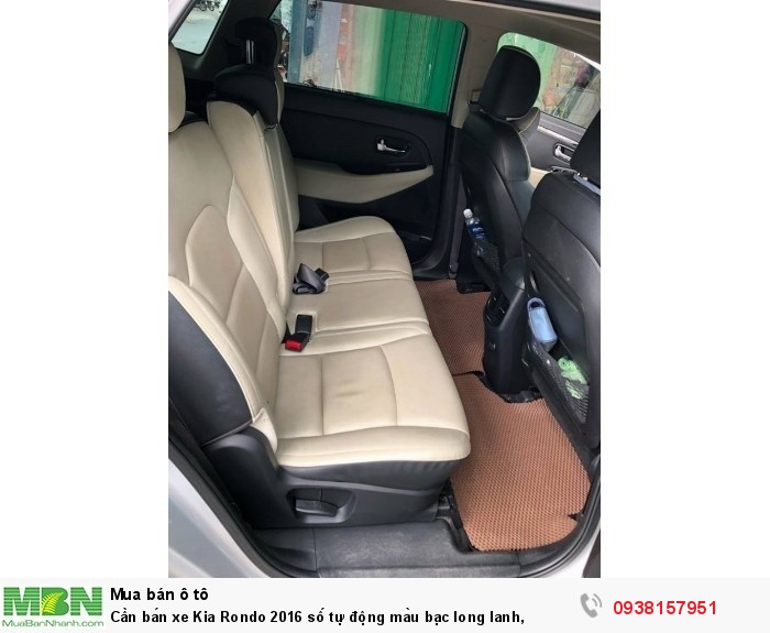 Cần bán xe Kia Rondo 2016 số tự động màu bạc long lanh,