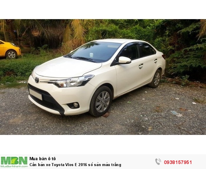 Cần bán xe Toyota Vios E 2016 số sàn màu trắng