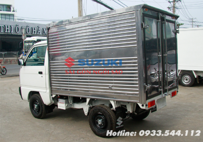 Suzuki Truck chạy giờ cấm