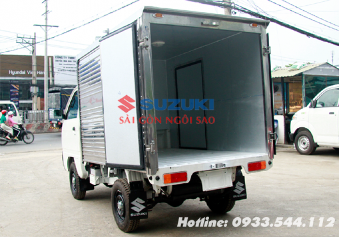 Suzuki Truck chạy giờ cấm