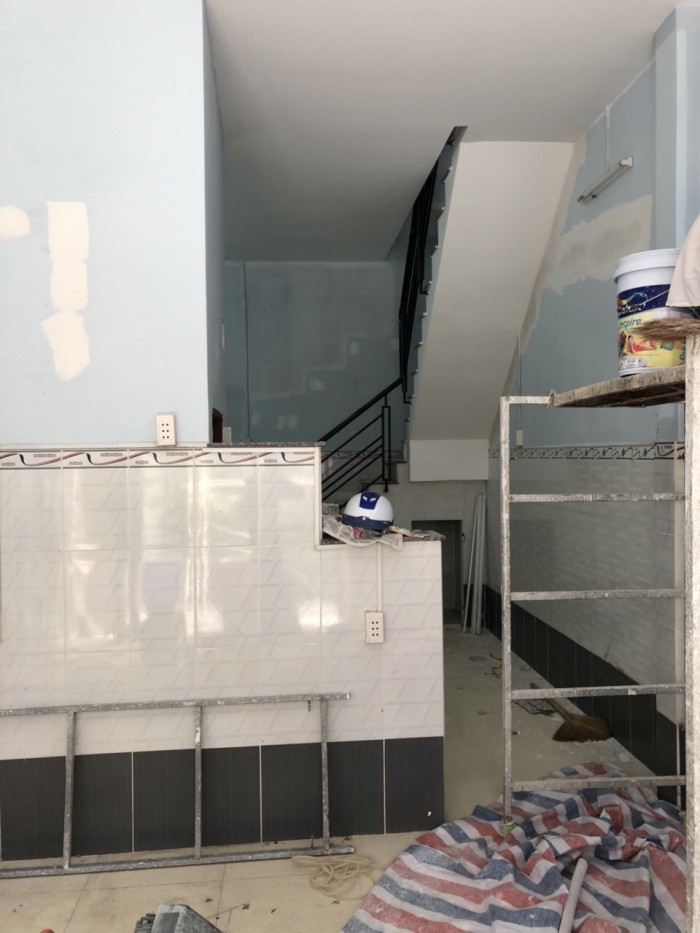 Bán căn nhà lê văn cuối Bình Tân,40m2 2ty1 shr