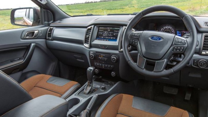 ĐẠI LÝ FORD VIỆT NAM: Ford Ranger Wildtrak 3.2L AT 4x4 LH