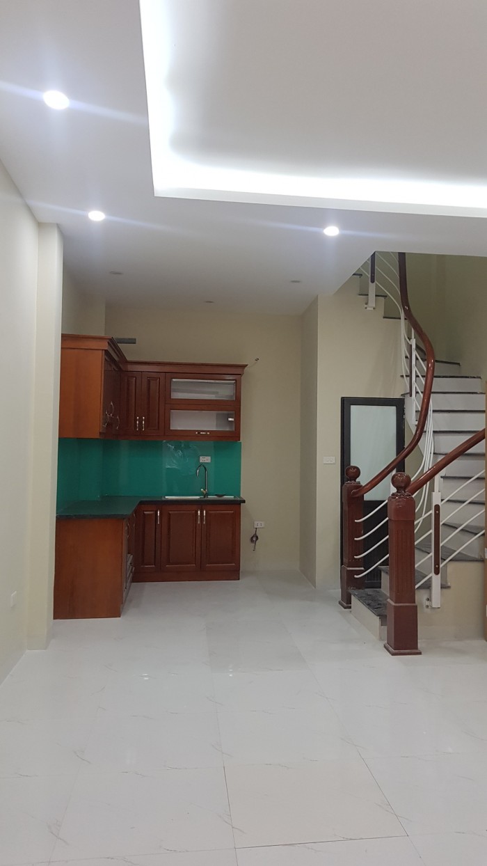 Bán nhà Hà Trì – Bà Triệu 4 tầng (30m2, hướng Tây bắc), oto đỗ cách 1 nhà, đầy đủ nội thất.