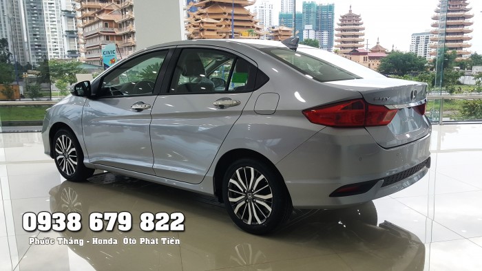 Xe Honda City TOP đời 2018 màu Bạc, Trả góp với 180tr nhận xe, Tặng gói phụ kiện trong tháng