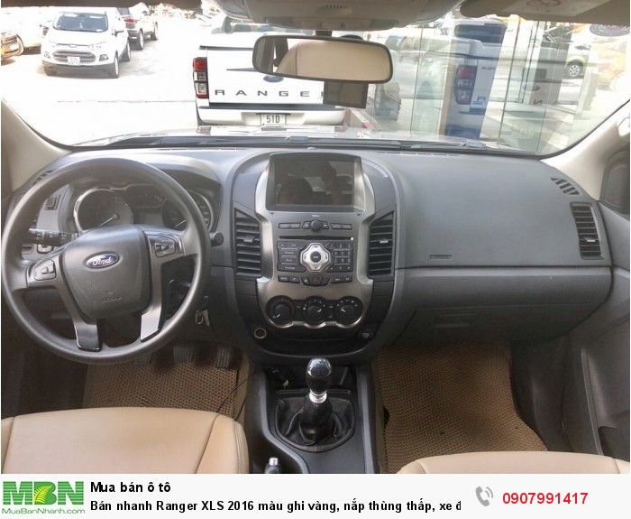 Bán nhanh Ranger XLS 2016 màu ghi vàng, nắp thùng thấp, xe đẹp như ảnh