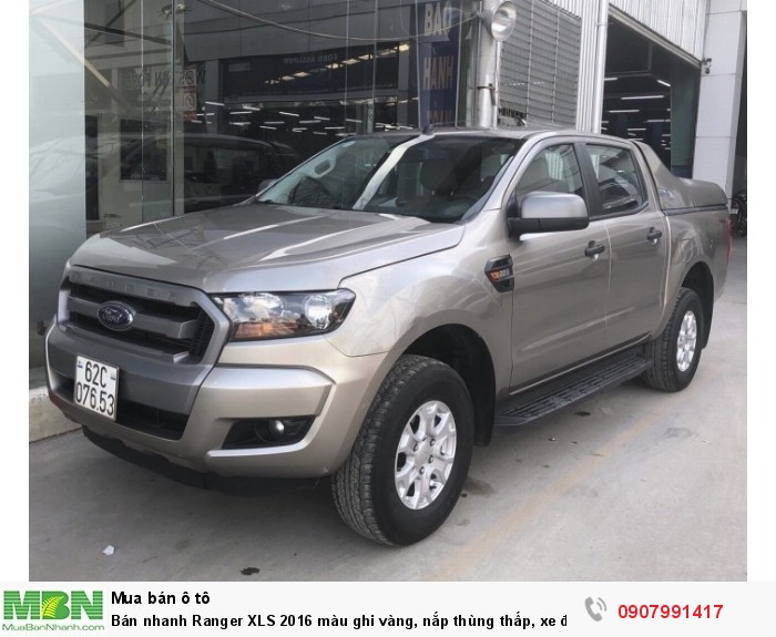 Bán nhanh Ranger XLS 2016 màu ghi vàng, nắp thùng thấp, xe đẹp như ảnh