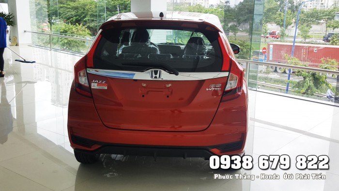 Honda Jazz 1.5 RS đời 2018 màu Cam, Xe giao liền chỉ với 170tr. Tặng gói phụ kiện hơn 10 triệu đồng