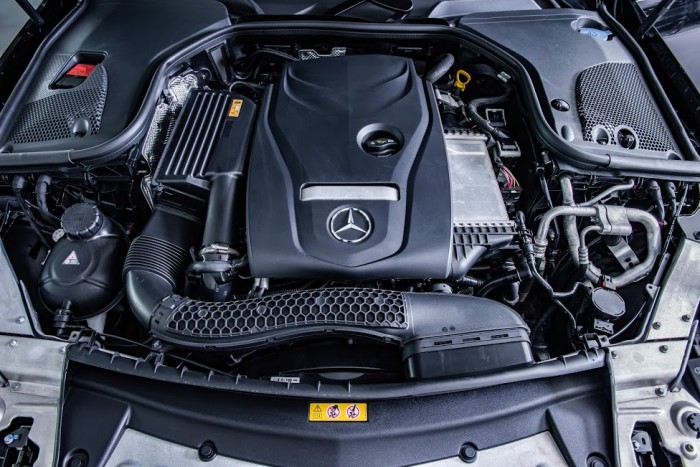 Mercedes E200 chính hãng Siêu lướt
