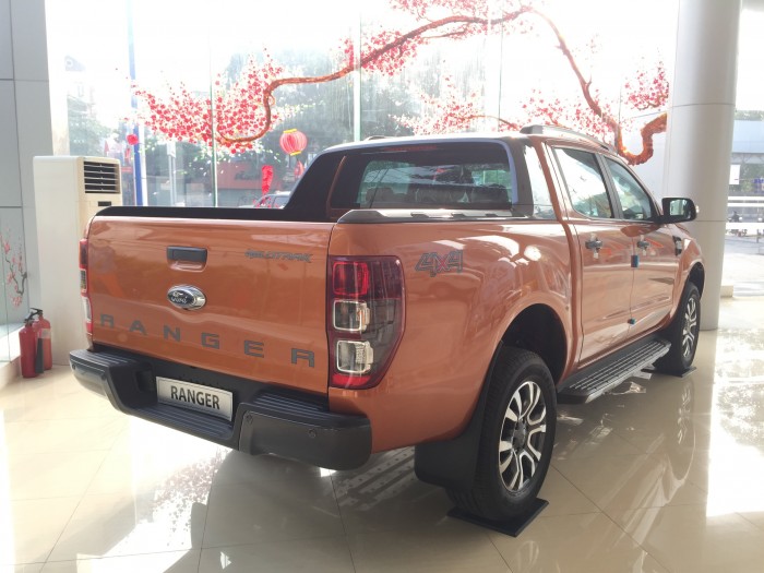 Bán xe Ford Ranger sản xuất 2018, nhập khẩu, tại Lào Cai giá tốt nhất vịnh bắc bộ.