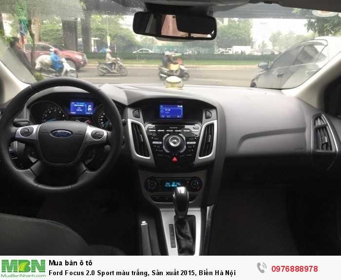 Ford Focus 2.0 Sport màu trắng, Sản xuất 2015, Biển Hà Nội