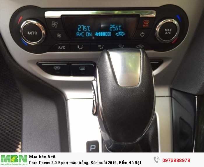 Ford Focus 2.0 Sport màu trắng, Sản xuất 2015, Biển Hà Nội