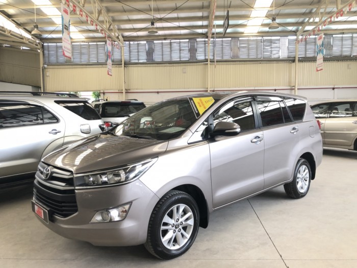 Cần bán Innova 2016 form 2017 xe cũ giá tốt ưu đãi, có trả góp