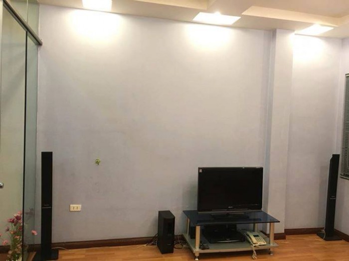 Nhà Thái Hà Đống Đa, ô tô gara 32m2 4 tầng nội thất đẹp để lại toàn bộ 4.7 tỷ