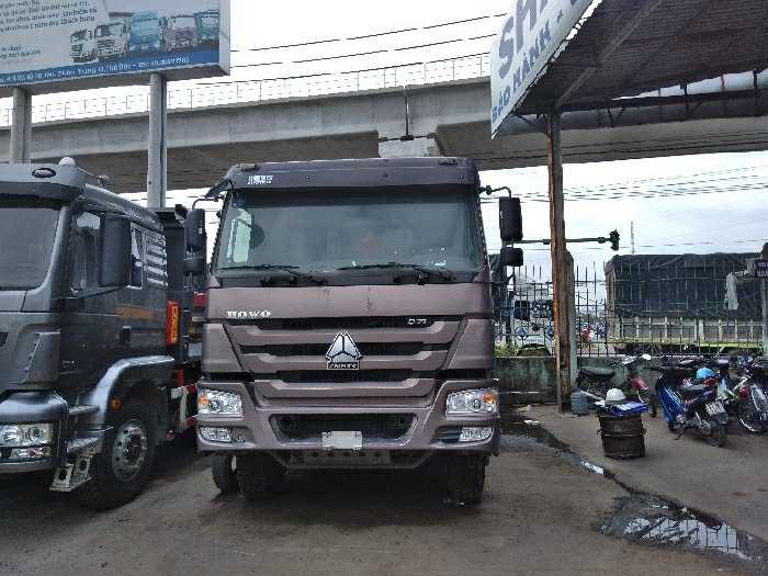 Ben Howo 3 Chân Vuông Nặng