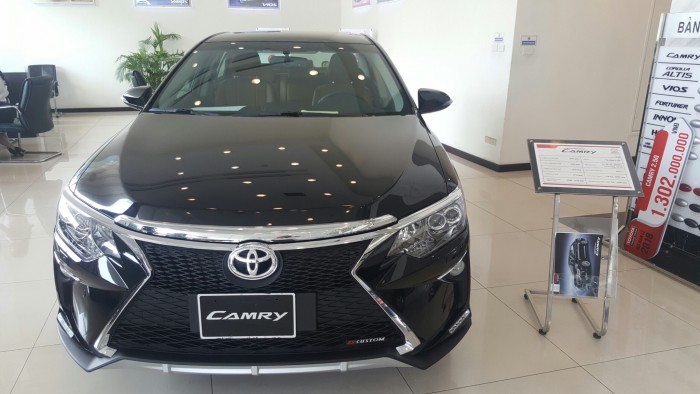 Toyota Camry 2.5Q, 2.0E khuyến mại hấp dẫn, giao xe sớm, hỗ trợ vay tới 90%