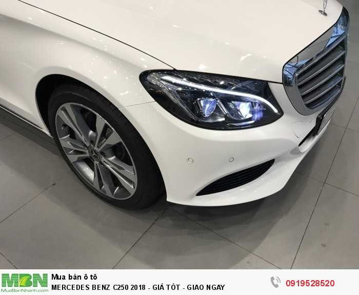 Mercedes Benz C250 Trắng 2018 - Giá tốt - Giao Ngay