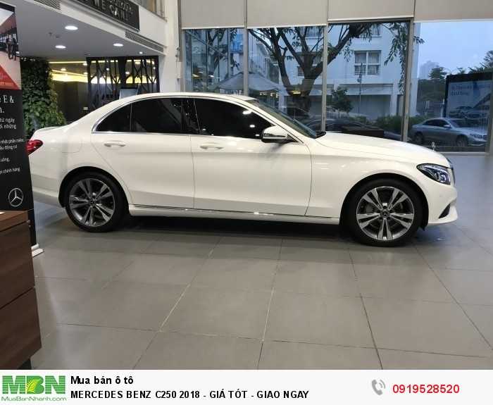 Mercedes Benz C250 Trắng 2018 - Giá tốt - Giao Ngay
