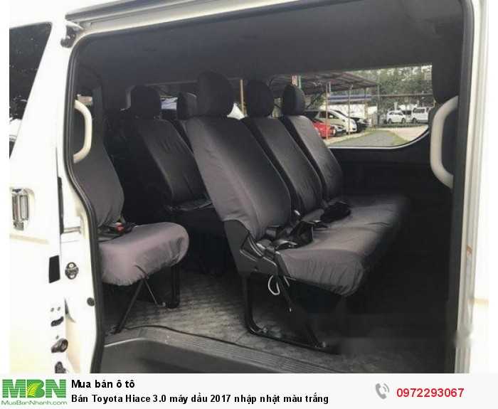 Bán Toyota Hiace 3.0 máy dầu 2017 nhập nhật màu trắng