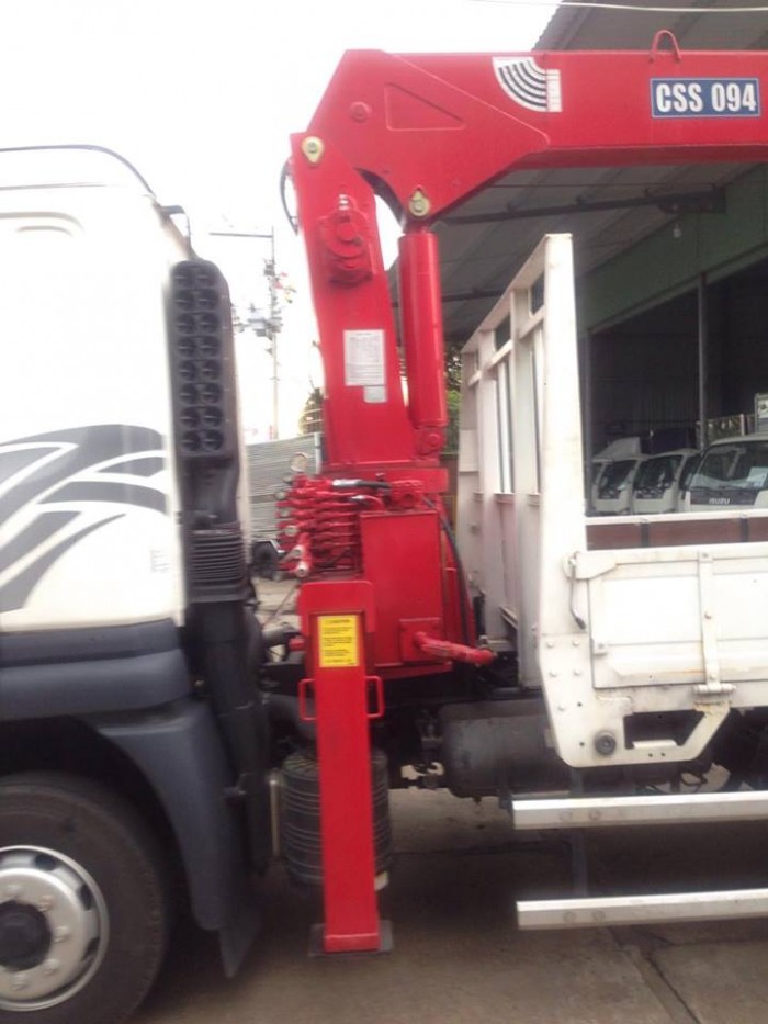 Xe tải DAEWOO PRIMA lắp cẩu UNIC 5 tấn