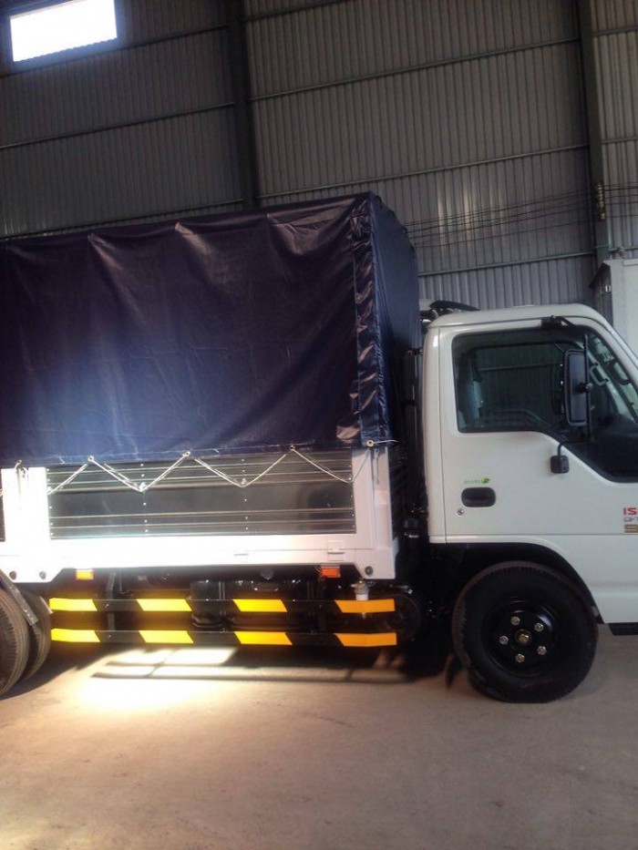 Xe tải ISUZU QKR77H tải 2.2 tấn, thùng dài