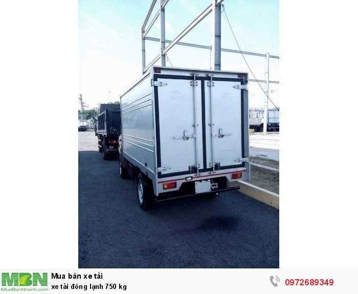 Xe tải đông lạnh 750 kg