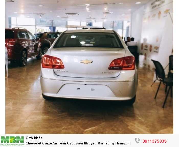Chevrolet Cruze An Toàn Cao, Siêu Khuyến Mãi Trong Tháng, nhận xe ngay