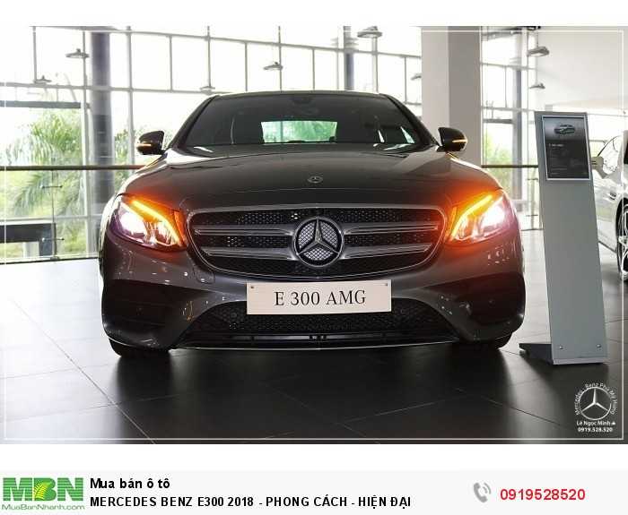 Mercedes Benz E300 Đen 2018 - Phong Cách - Hiện Đại