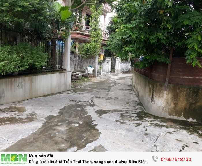 Đất giá rẻ kiệt ô tô Trần Thái Tông, song song đường Điện Biên Phủ