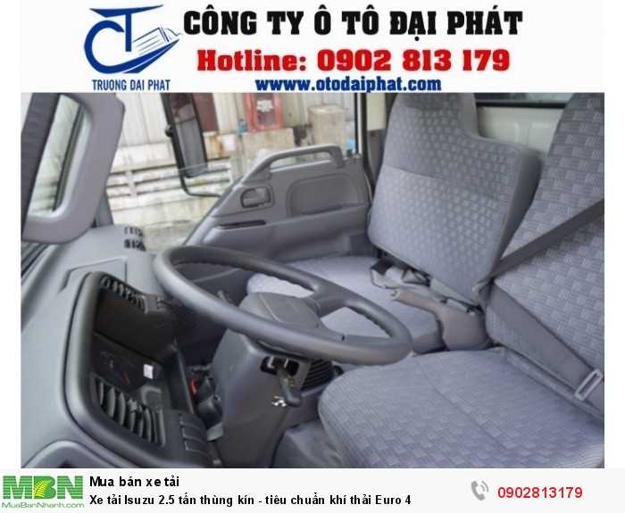Xe tải Isuzu 2.5 tấn thùng kín - tiêu chuẩn khí thải Euro 4