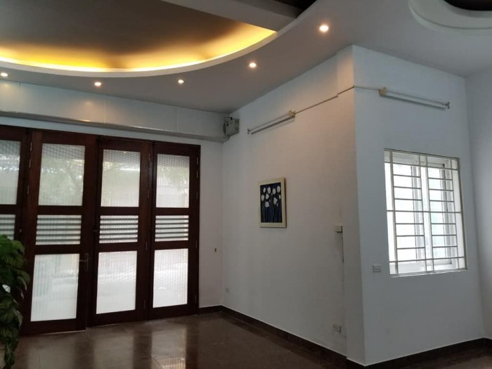 Chính chủ bán nhà phân lô Cầu giấy 62m2, khu vip