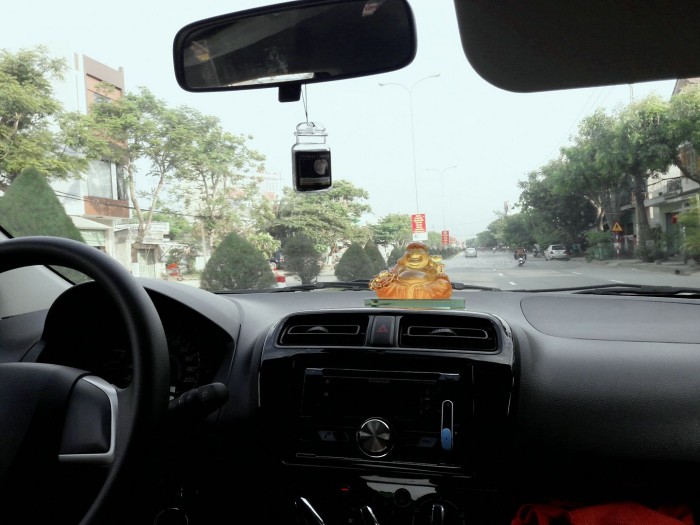 Cho thuê xe tự lái 5 chỗ tại Đà Nẵng