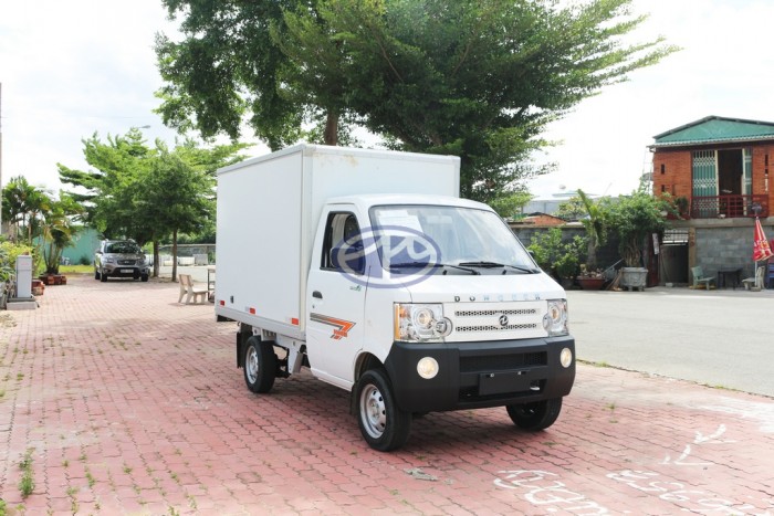 Thanh lý xe tải Dongben thùng kín composit 780kg giá rẻ