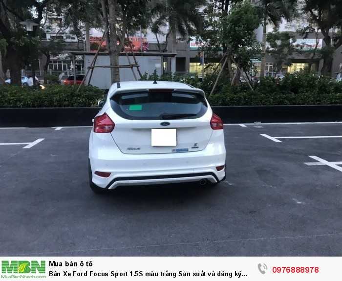 Bán Xe Ford Focus Sport 1.5S màu trắng Sản xuất và đăng ký 06.2018 Biển Hà Nội.
