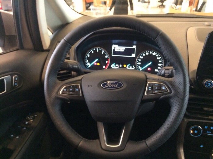 Ford Ecosport 2018 giá tốt trong tháng 7 - 8