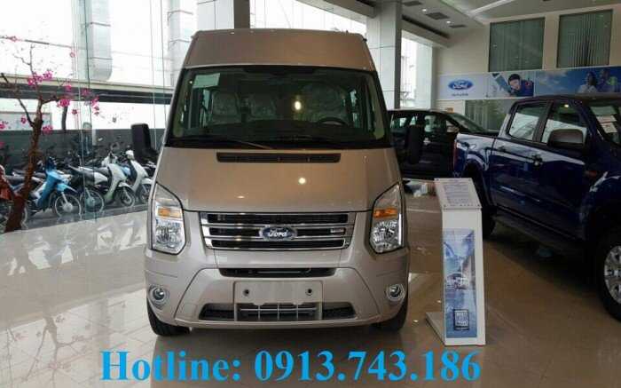 Ford Transit SVP giao xe trong ngày, khuyến mại lên đến 74 triệu, tặng bảo hiểm dân sự