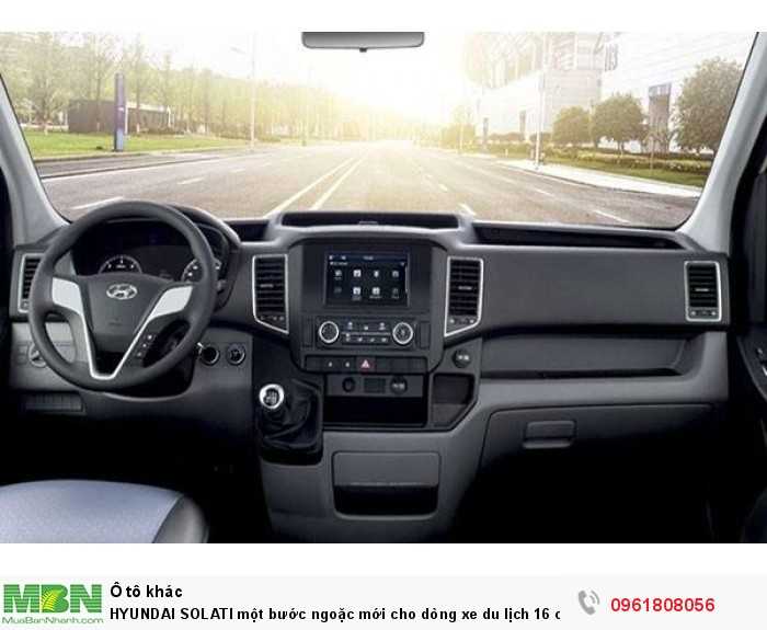 HYUNDAI SOLATI một bước ngoặc mới cho dòng xe du lịch 16 chổ.