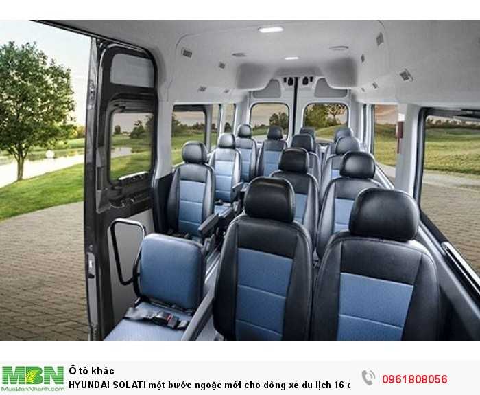 HYUNDAI SOLATI một bước ngoặc mới cho dòng xe du lịch 16 chổ.